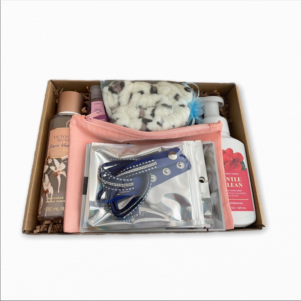 Luxury Gift Set - Picture 15 of 16